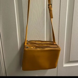 Crossbody purse